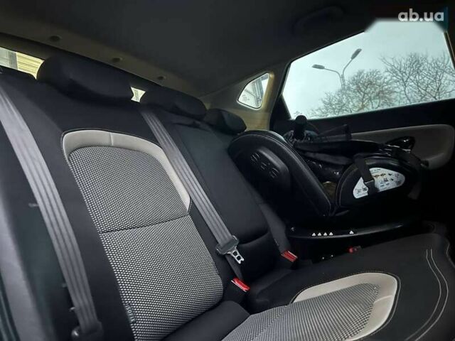 Кіа Сід, об'ємом двигуна 1.6 л та пробігом 199 тис. км за 10500 $, фото 11 на Automoto.ua