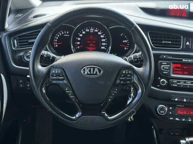 Кіа Сід, об'ємом двигуна 0 л та пробігом 138 тис. км за 10400 $, фото 26 на Automoto.ua