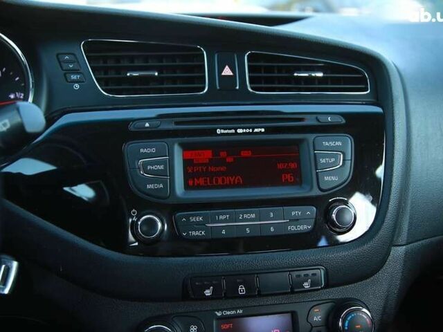 Киа Сид, объемом двигателя 1.6 л и пробегом 116 тыс. км за 10600 $, фото 15 на Automoto.ua