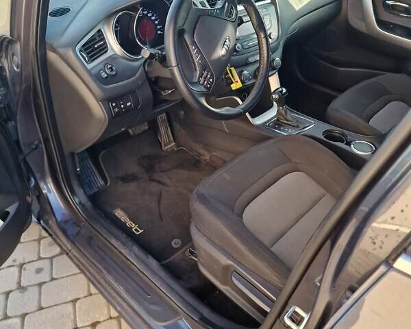 Киа Сид, объемом двигателя 1.6 л и пробегом 191 тыс. км за 9900 $, фото 15 на Automoto.ua