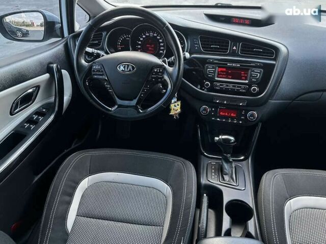 Кіа Сід, об'ємом двигуна 0 л та пробігом 138 тис. км за 10400 $, фото 23 на Automoto.ua