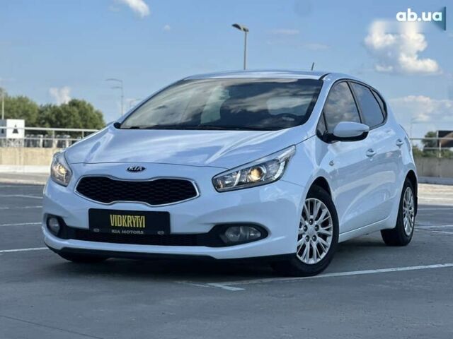 Кіа Сід, об'ємом двигуна 0 л та пробігом 138 тис. км за 10400 $, фото 1 на Automoto.ua