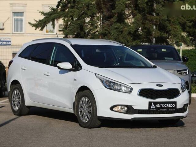 Киа Сид, объемом двигателя 1.6 л и пробегом 116 тыс. км за 10600 $, фото 2 на Automoto.ua