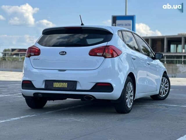 Кіа Сід, об'ємом двигуна 0 л та пробігом 138 тис. км за 10400 $, фото 17 на Automoto.ua