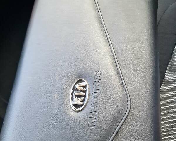 Киа Сид, объемом двигателя 1.6 л и пробегом 191 тыс. км за 9900 $, фото 5 на Automoto.ua