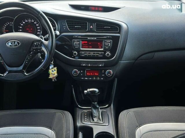 Кіа Сід, об'ємом двигуна 0 л та пробігом 138 тис. км за 10400 $, фото 27 на Automoto.ua