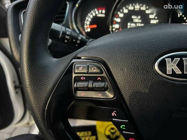 Кіа Сід, об'ємом двигуна 1.6 л та пробігом 199 тис. км за 10500 $, фото 19 на Automoto.ua