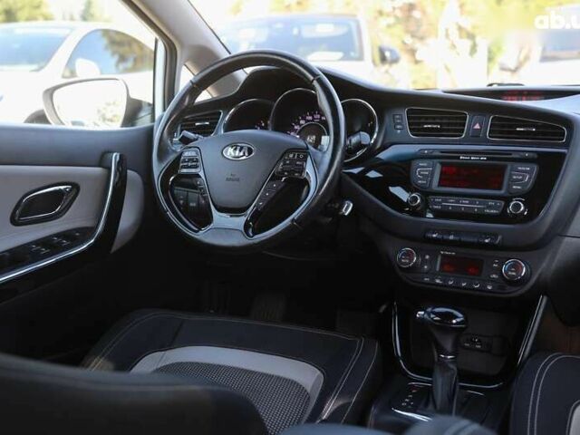 Киа Сид, объемом двигателя 1.6 л и пробегом 116 тыс. км за 10600 $, фото 10 на Automoto.ua