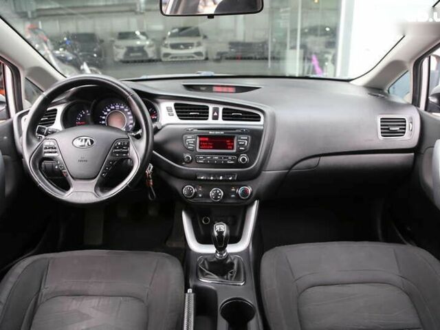 Кіа Сід, об'ємом двигуна 1.4 л та пробігом 221 тис. км за 8300 $, фото 12 на Automoto.ua