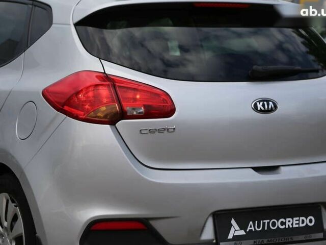 Кіа Сід, об'ємом двигуна 1.4 л та пробігом 221 тис. км за 8300 $, фото 6 на Automoto.ua