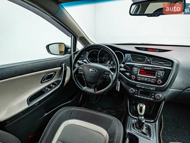 Киа Сид, объемом двигателя 1.6 л и пробегом 133 тыс. км за 11993 $, фото 10 на Automoto.ua