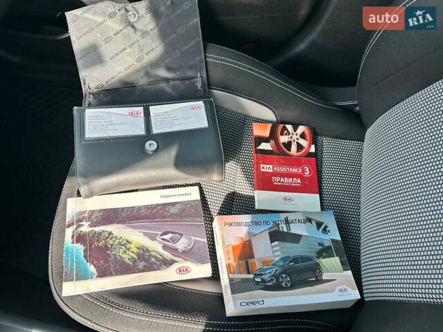 Киа Сид, объемом двигателя 1.58 л и пробегом 280 тыс. км за 11900 $, фото 11 на Automoto.ua