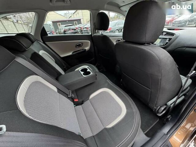 Кіа Сід, об'ємом двигуна 1.6 л та пробігом 214 тис. км за 9700 $, фото 22 на Automoto.ua
