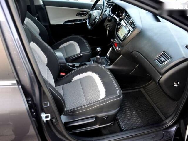 Киа Сид, объемом двигателя 1.6 л и пробегом 130 тыс. км за 11500 $, фото 24 на Automoto.ua