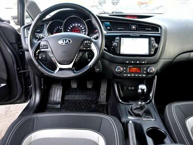 Киа Сид, объемом двигателя 1.6 л и пробегом 130 тыс. км за 11500 $, фото 20 на Automoto.ua