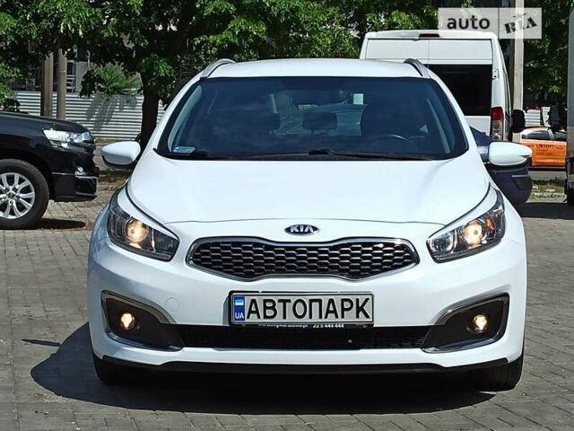 Киа Сид, объемом двигателя 1.6 л и пробегом 201 тыс. км за 12450 $, фото 3 на Automoto.ua