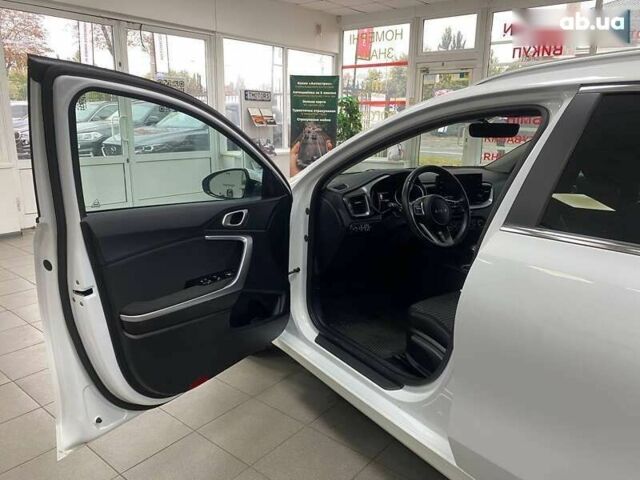 Киа Сид, объемом двигателя 1.6 л и пробегом 57 тыс. км за 17990 $, фото 14 на Automoto.ua