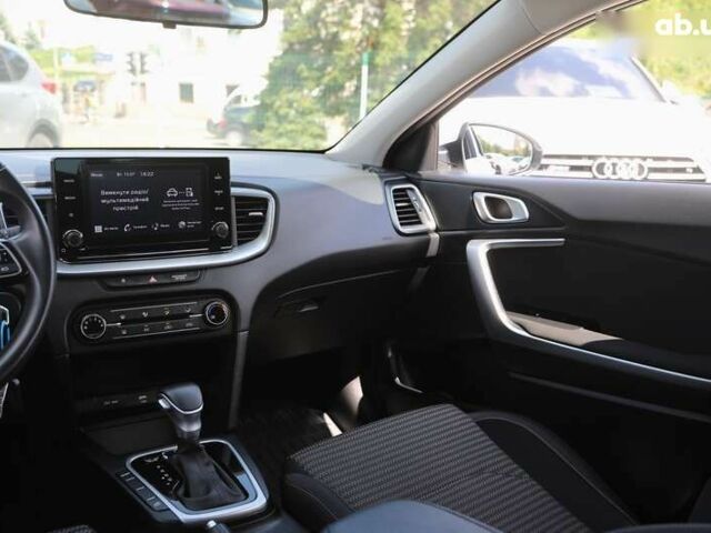 Киа Сид, объемом двигателя 1.6 л и пробегом 40 тыс. км за 16500 $, фото 12 на Automoto.ua