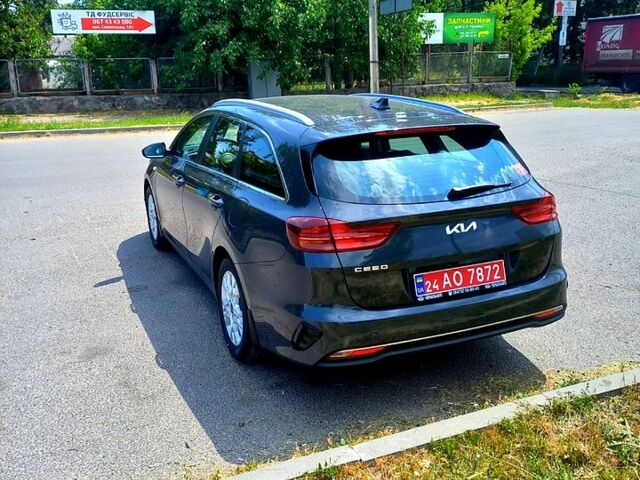Киа Сид, объемом двигателя 1.6 л и пробегом 0 тыс. км за 18000 $, фото 5 на Automoto.ua