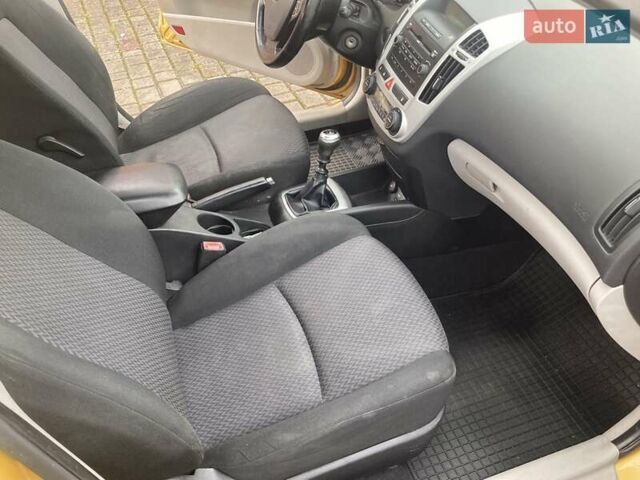 Киа Сид 2007 в Хмельницком на Automoto.ua Желтый Киа Сид, объемом двигателя 1.59 л и пробегом 198 тыс. км за 4000 $, фото 13 на Automoto.ua