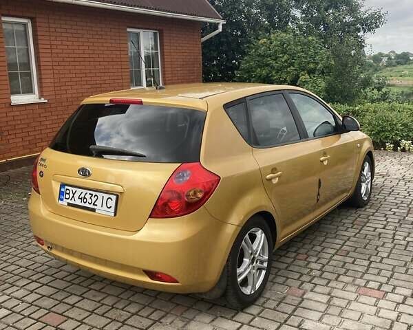 Киа Сид 2007 в Хмельницком на Automoto.ua Желтый Киа Сид, объемом двигателя 1.59 л и пробегом 198 тыс. км за 4000 $, фото 5 на Automoto.ua