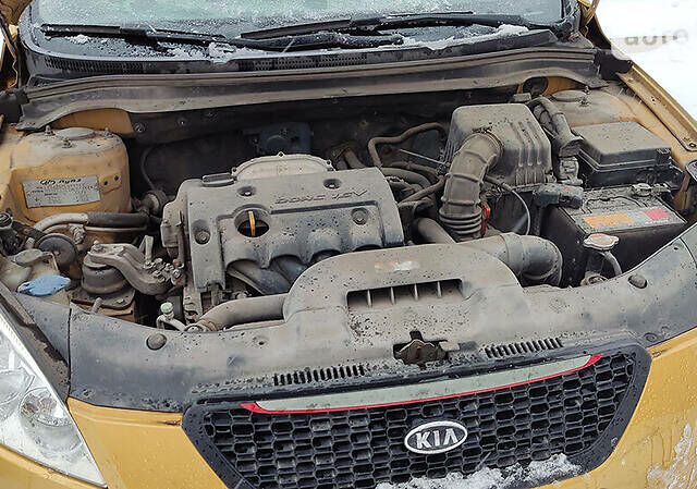 Желтый Киа Сид, объемом двигателя 0 л и пробегом 165 тыс. км за 7000 $, фото 1 на Automoto.ua