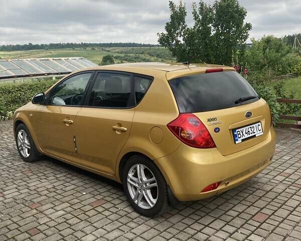 Киа Сид 2007 в Хмельницком на Automoto.ua Желтый Киа Сид, объемом двигателя 1.59 л и пробегом 198 тыс. км за 4000 $, фото 6 на Automoto.ua