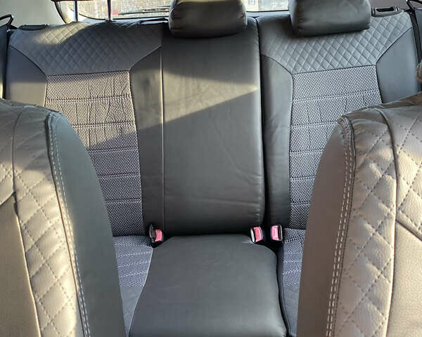 Желтый Киа Сид, объемом двигателя 1.59 л и пробегом 155 тыс. км за 5300 $, фото 8 на Automoto.ua