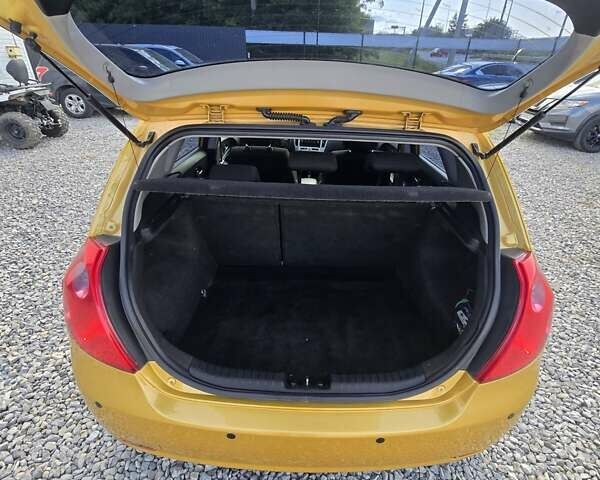 Желтый Киа Сид, объемом двигателя 1.59 л и пробегом 175 тыс. км за 6200 $, фото 14 на Automoto.ua