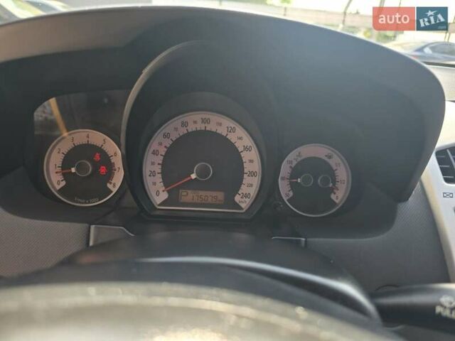 Желтый Киа Сид, объемом двигателя 1.59 л и пробегом 175 тыс. км за 6200 $, фото 11 на Automoto.ua