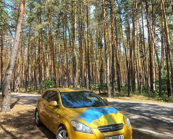 Желтый Киа Сид, объемом двигателя 1.6 л и пробегом 264 тыс. км за 5500 $, фото 11 на Automoto.ua