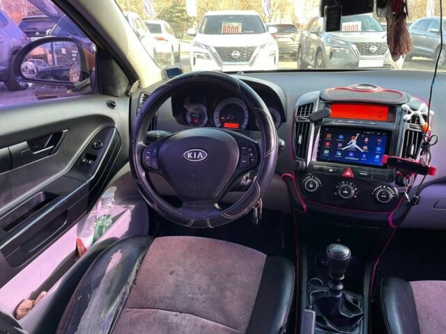 Жовтий Кіа Сід, об'ємом двигуна 1.4 л та пробігом 258 тис. км за 5400 $, фото 15 на Automoto.ua