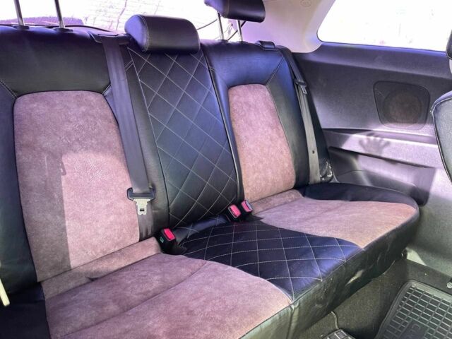 Жовтий Кіа Сід, об'ємом двигуна 1.4 л та пробігом 258 тис. км за 5400 $, фото 17 на Automoto.ua