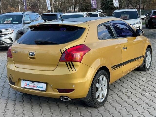 Жовтий Кіа Сід, об'ємом двигуна 1.4 л та пробігом 258 тис. км за 5400 $, фото 5 на Automoto.ua