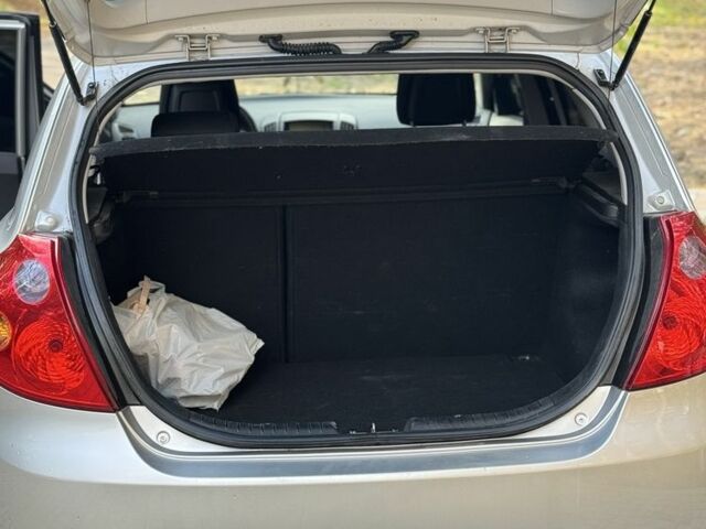 Кіа Сід 2007 у Бершаде на Automoto.ua Сірий Кіа Сід, об'ємом двигуна 1.6 л та пробігом 240 тис. км за 5150 $, фото 12 на Automoto.ua