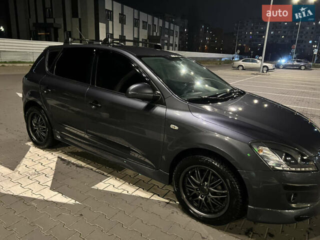 Серый Киа Сид, объемом двигателя 1.6 л и пробегом 192 тыс. км за 6000 $, фото 1 на Automoto.ua