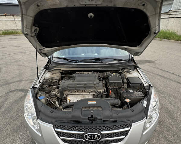 Серый Киа Сид, объемом двигателя 2 л и пробегом 163 тыс. км за 7799 $, фото 17 на Automoto.ua