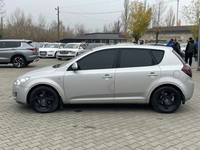 Сірий Кіа Сід, об'ємом двигуна 1.6 л та пробігом 244 тис. км за 5500 $, фото 3 на Automoto.ua
