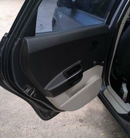 Сірий Кіа Сід, об'ємом двигуна 1.4 л та пробігом 233 тис. км за 4590 $, фото 16 на Automoto.ua