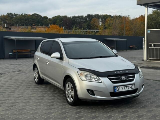 Серый Киа Сид, объемом двигателя 1.6 л и пробегом 230 тыс. км за 4900 $, фото 1 на Automoto.ua