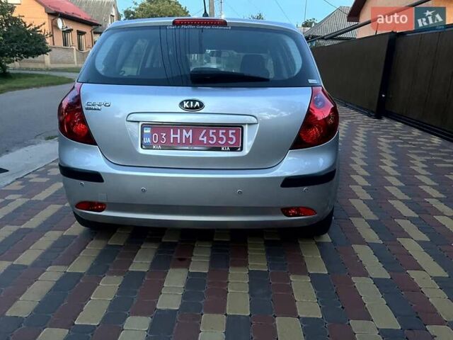 Сірий Кіа Сід, об'ємом двигуна 2 л та пробігом 136 тис. км за 7499 $, фото 9 на Automoto.ua