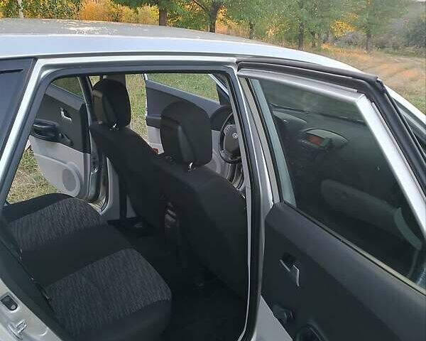 Серый Киа Сид, объемом двигателя 1.59 л и пробегом 235 тыс. км за 5400 $, фото 16 на Automoto.ua