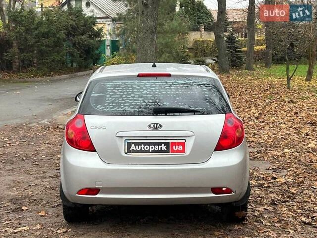 Серый Киа Сид, объемом двигателя 1.6 л и пробегом 227 тыс. км за 5590 $, фото 8 на Automoto.ua