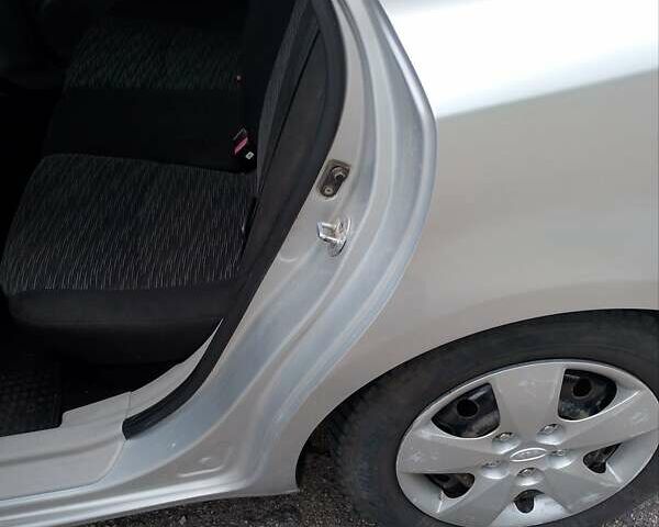 Сірий Кіа Сід, об'ємом двигуна 1.4 л та пробігом 212 тис. км за 4500 $, фото 13 на Automoto.ua