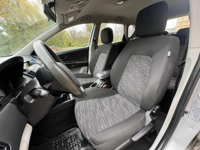 Серый Киа Сид, объемом двигателя 1.4 л и пробегом 254 тыс. км за 4900 $, фото 8 на Automoto.ua