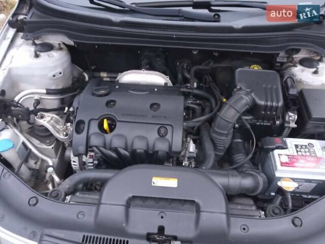 Сірий Кіа Сід, об'ємом двигуна 1.6 л та пробігом 159 тис. км за 5500 $, фото 2 на Automoto.ua