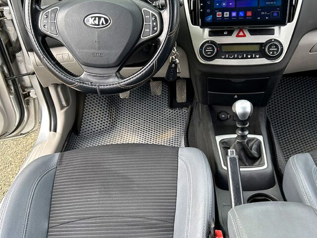 Сірий Кіа Сід, об'ємом двигуна 1.6 л та пробігом 185 тис. км за 6500 $, фото 6 на Automoto.ua