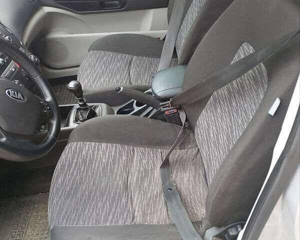Сірий Кіа Сід, об'ємом двигуна 1.4 л та пробігом 212 тис. км за 4500 $, фото 6 на Automoto.ua