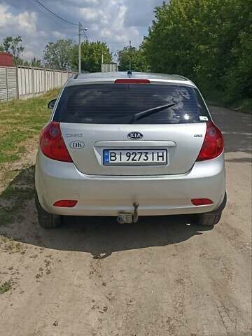 Серый Киа Сид, объемом двигателя 1.58 л и пробегом 255 тыс. км за 4800 $, фото 14 на Automoto.ua
