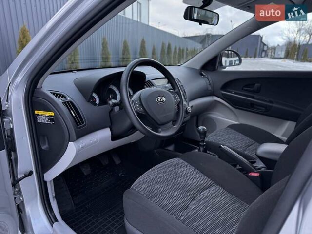 Сірий Кіа Сід, об'ємом двигуна 1.6 л та пробігом 77 тис. км за 7199 $, фото 48 на Automoto.ua